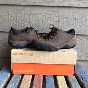 Brand new in box! Merrell everyday shoes size 8